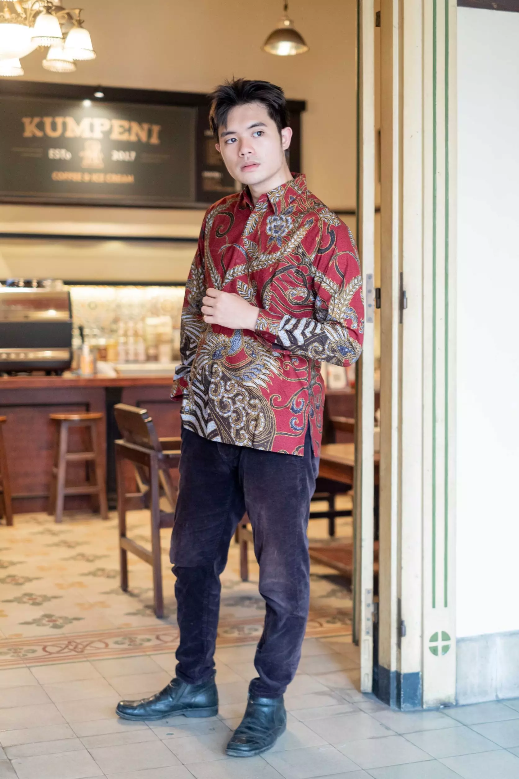 Batik Rizqina Balakosa Kemeja Batik Slimfit Pria Lengan panjang