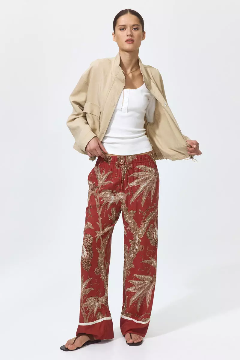 Wide pull-on trousers