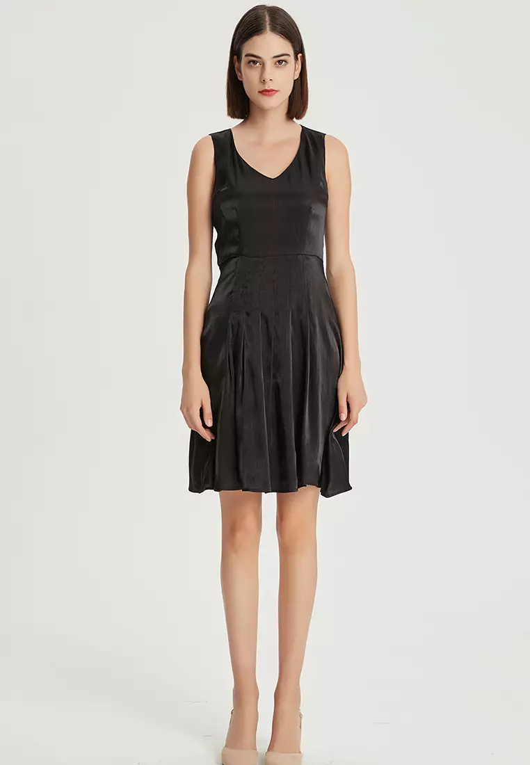 V-neck color-changing glazed satin one piece dress B22041204BK-