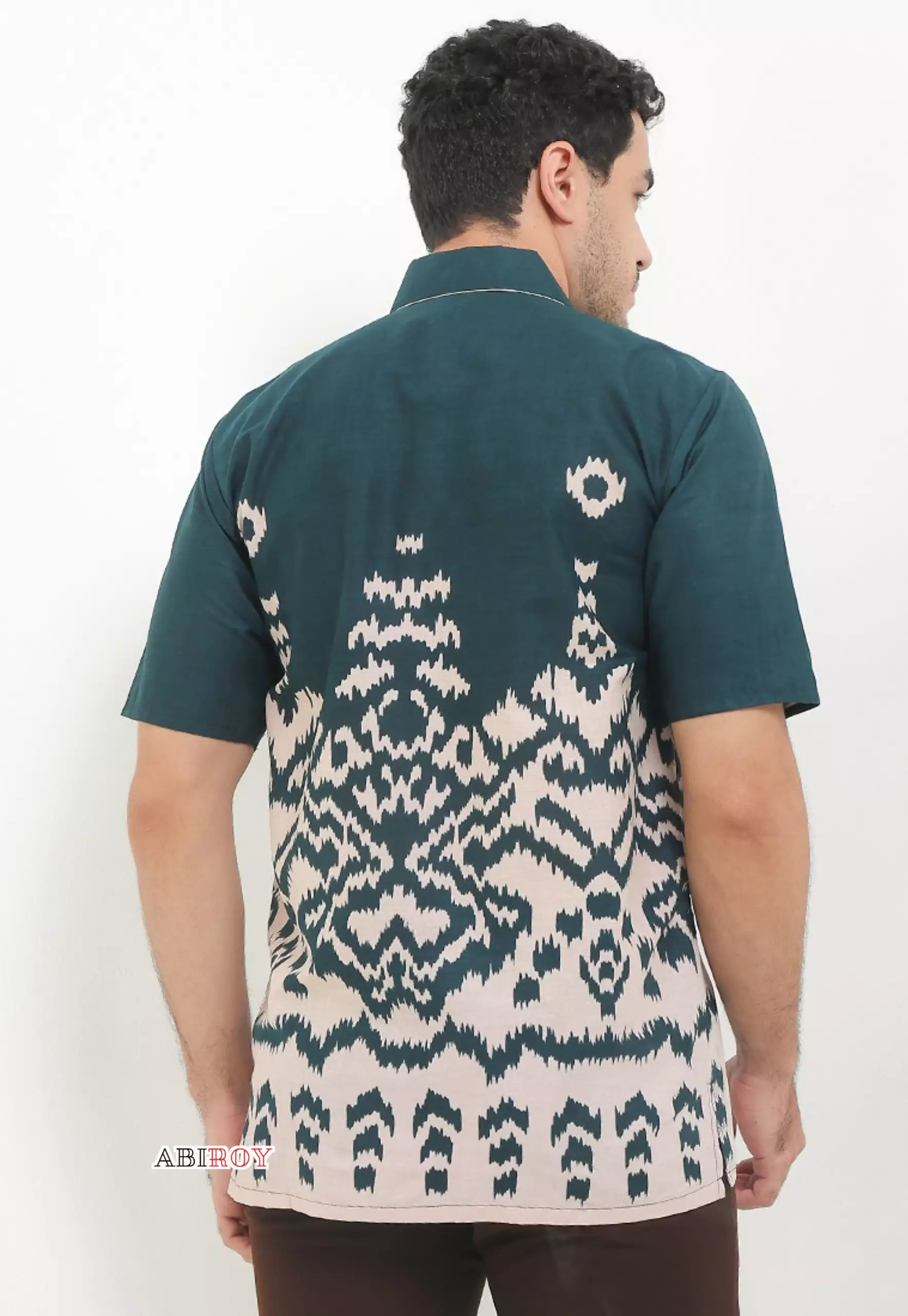 Qinan Emerald Kemeja Batik Pria Premium Slimfit Lengan Pendek NLN