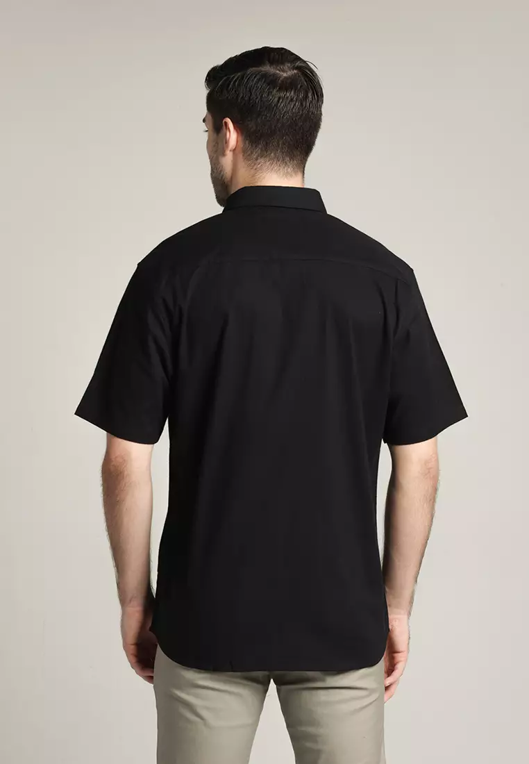 MOC Kemeja Lengan Pendek Pria Ehno - Black