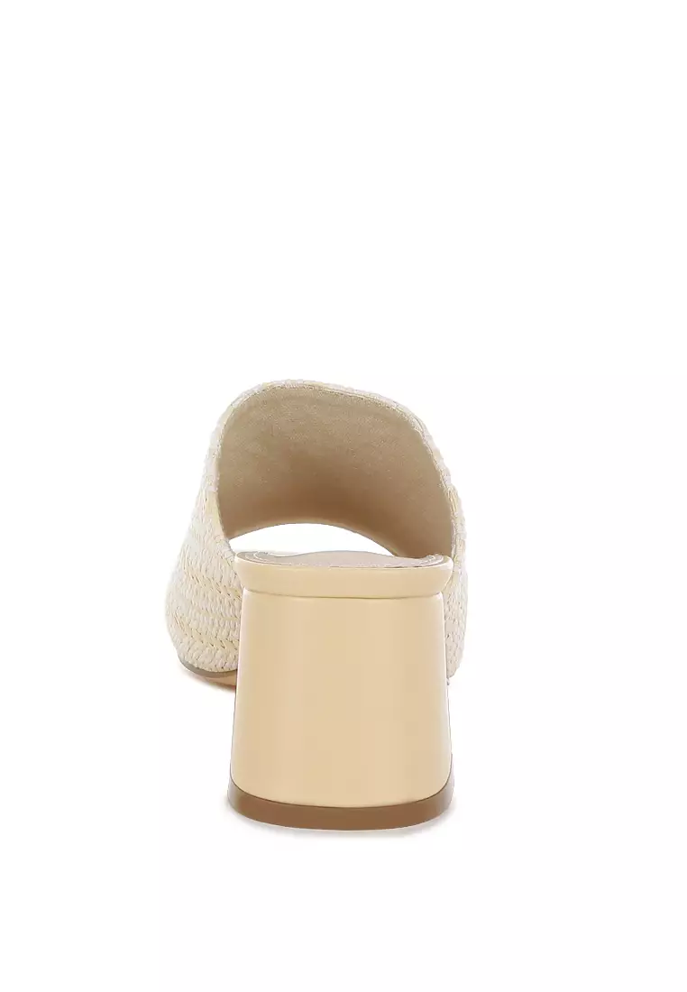 Bakiak Rafia Tenun Warna Beige