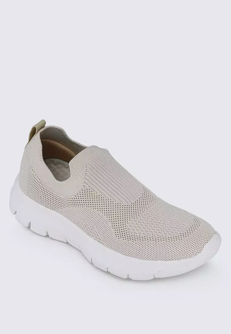 WalkEase Comfy Sneakers