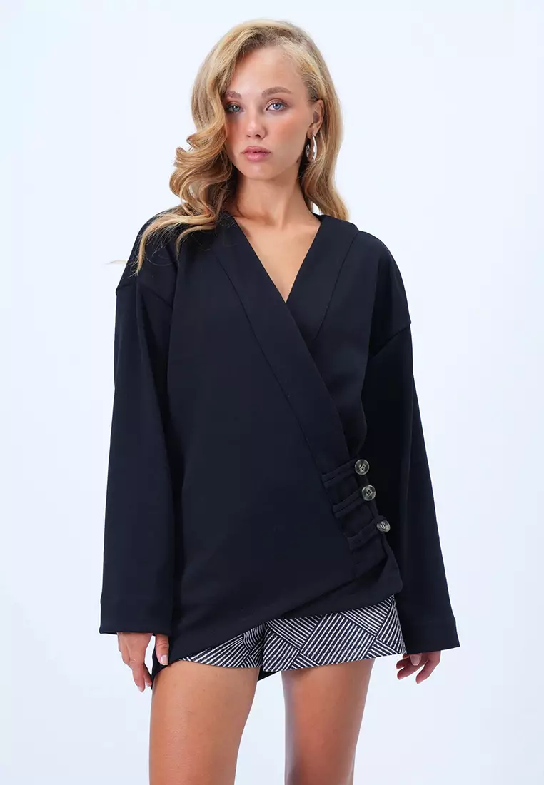 Women's Black Double-Breasted Asymmetric Cut Button Detailed Kimono Jacket Alc-X14411