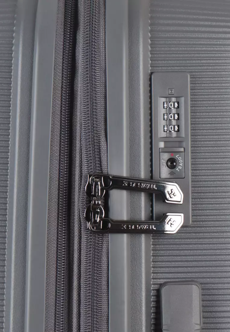 304 Hard Case Luggage Large (26.5 inches)