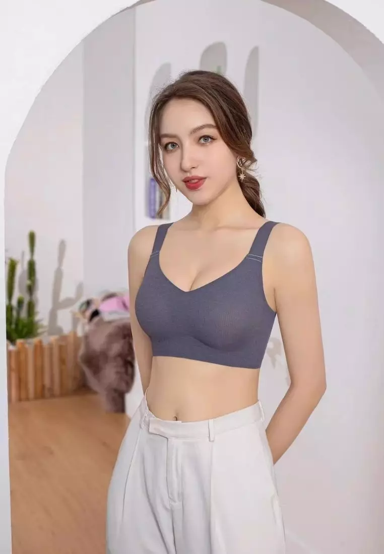 3 Pack Premium Melissa Seamless Wireless Padded Support Bra in Nude, Blue and Black