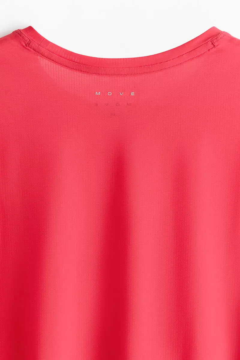 Sports vest top with CoolMove™