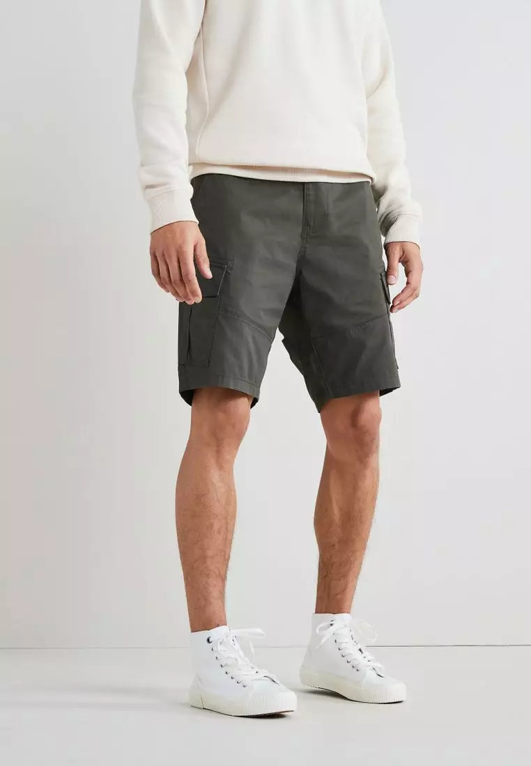 Mens extra long best sale cargo shorts