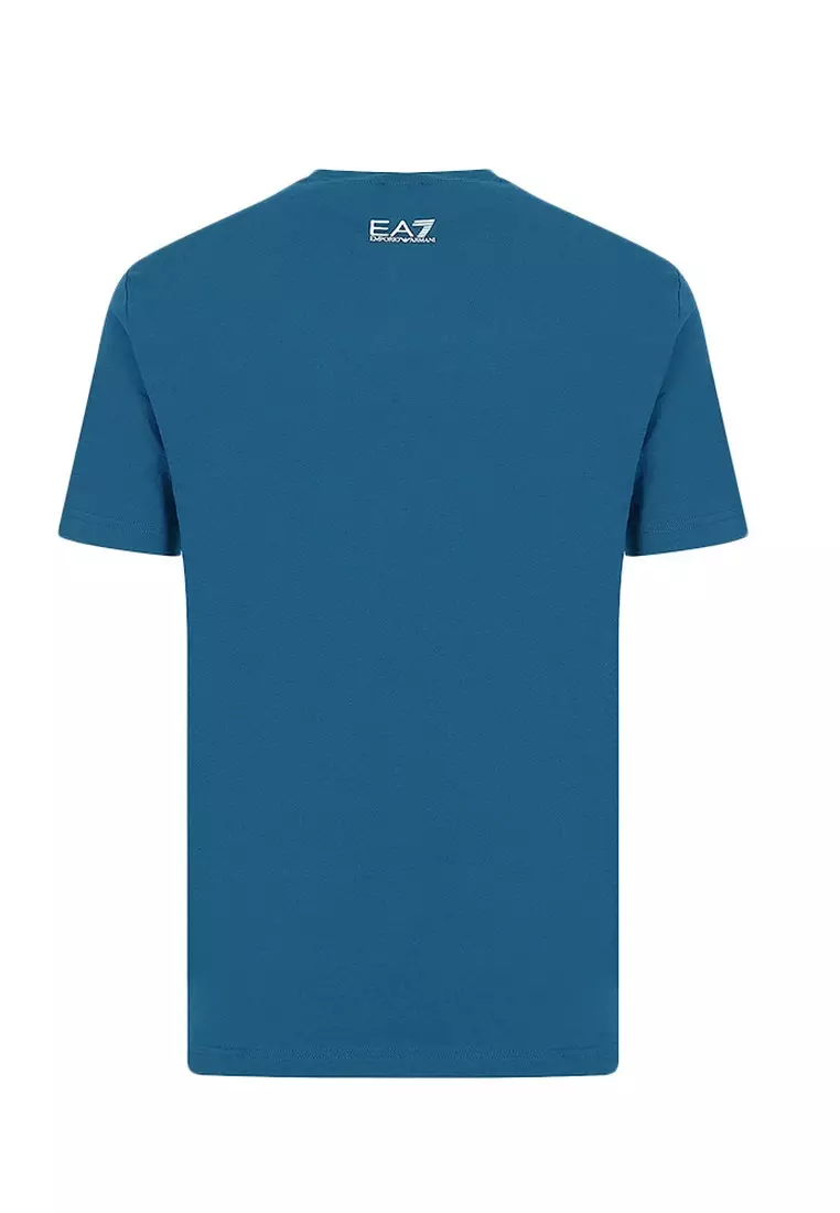 blue t shirts