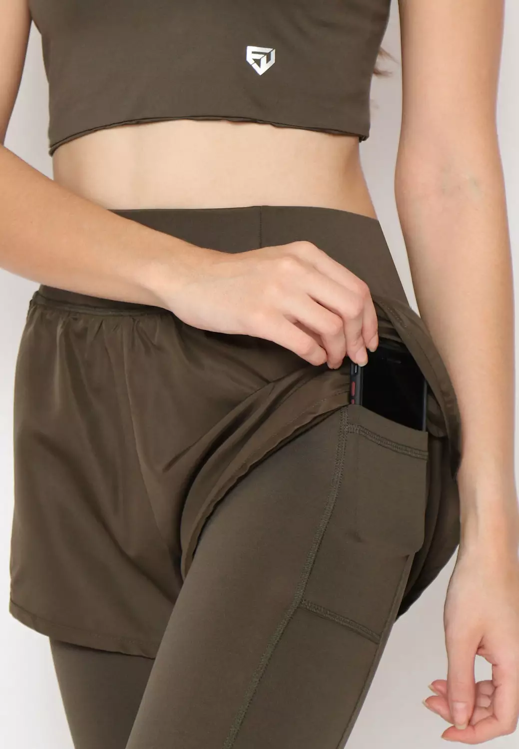 Fitwear Celana Pendek Lari + Legging Olahraga Big Size Wanita CHELSIA Core Series Big Size - ARMY