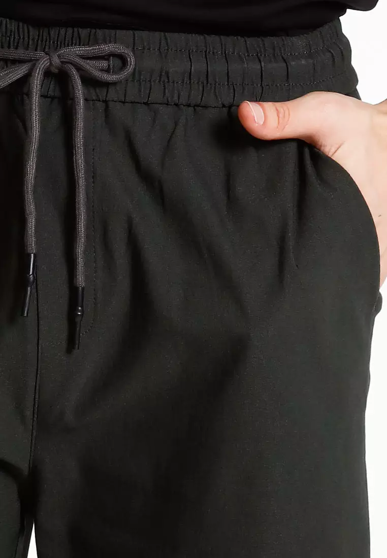 Forest Stretchable Casual Elastic Short Pants  | Seluar Pendek Lelaki - 665090-40DkGreen