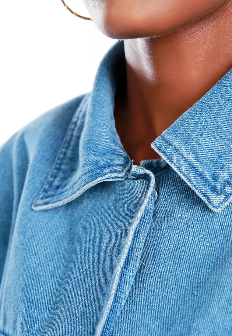 中蓝色纯色垫肩牛仔夹克