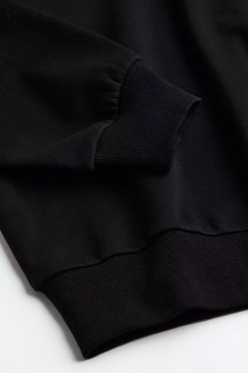 Oversized sweatshirt