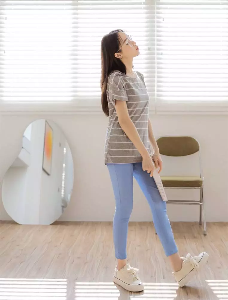 素色腰鬆緊彈力貼身九分褲《KG0051》