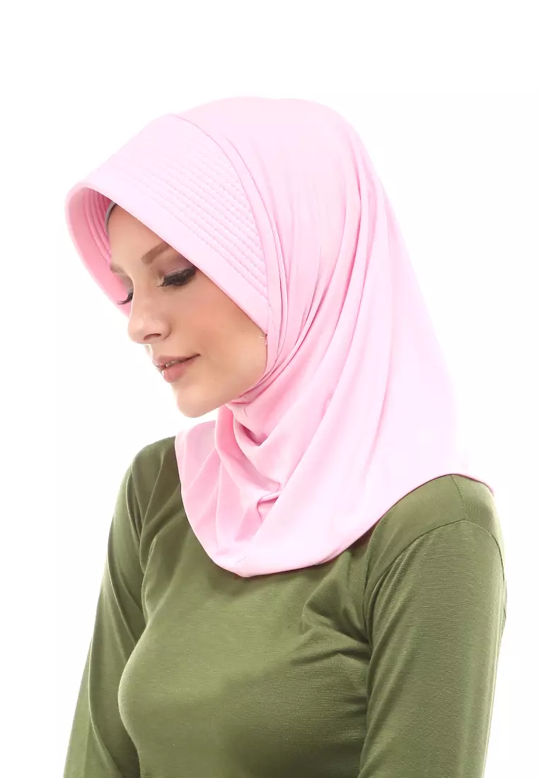 Layla Hijab Sport Instan Wanita Muslimah Relaxed Fit - Baby Pink