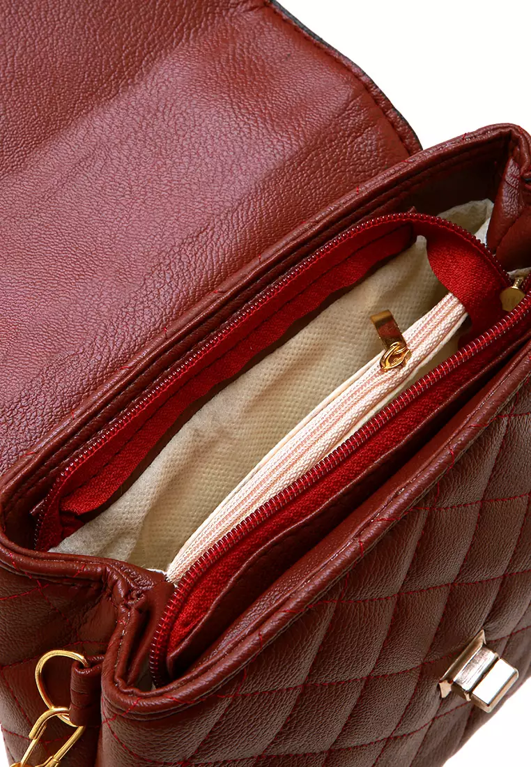 Lezya Tas Selempang Premium Tali Panjang Design Classic Woman Bag - Maroon