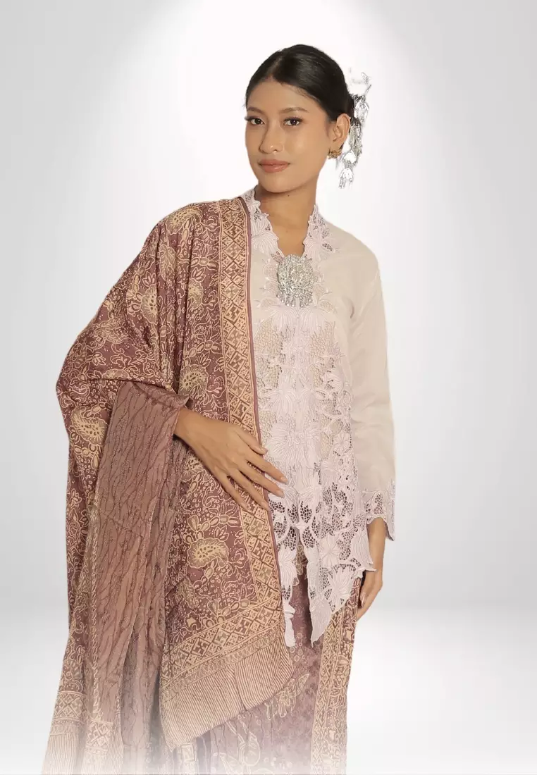 Exclusive Kebaya Kerancang Hand Made Embroidery