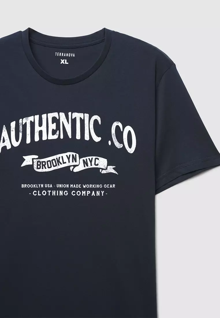 Man Short-Sleeved T-Shirt