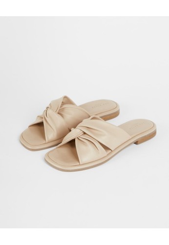 Ted Baker beige Ted Baker - PEBBA Soft Leather Flat Sandal, Nude A1683SH99F7769GS_1