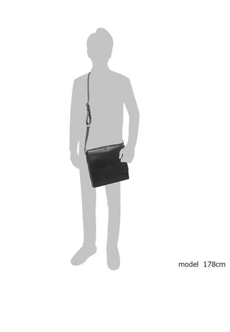 Houston Map Bag In Signature Leather 4006 Black