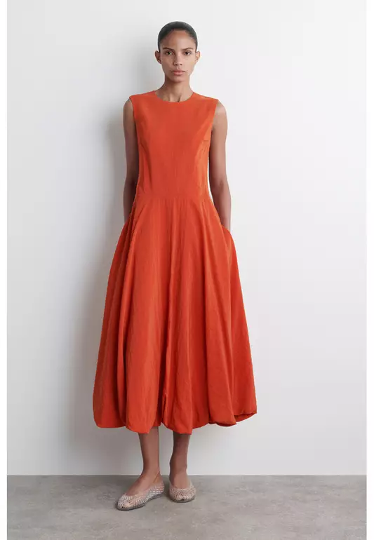 SLEEVELESS BUBBLE-HEM MIDI DRESS