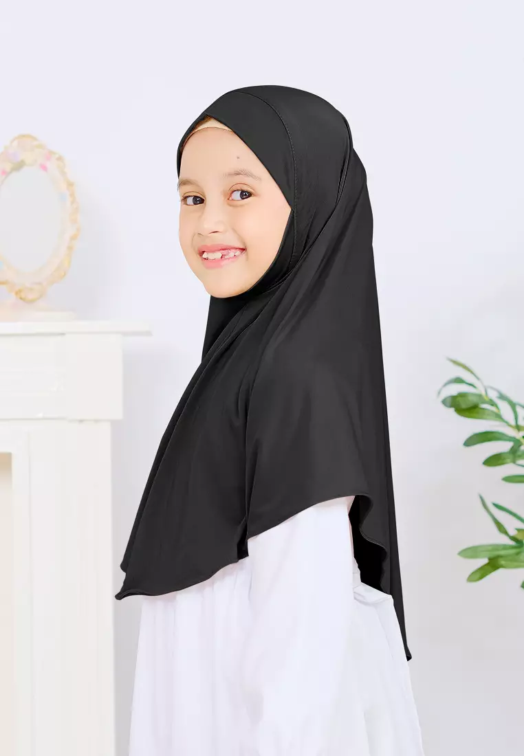 Cotton Bee - Jennaira Bergo Dagu | Hijab Instan Anak Non Pad - L