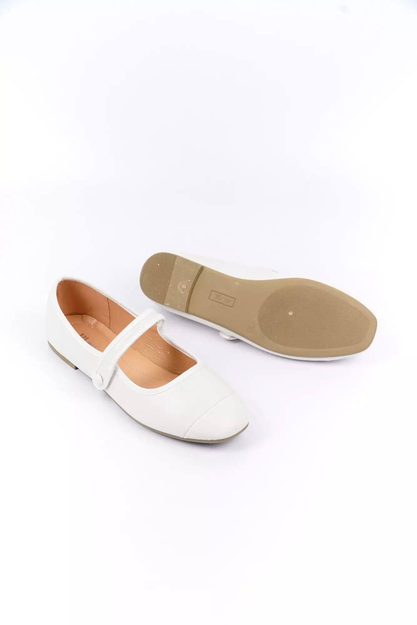 Blow Gili Flats Shoes Wanita BLWF 0022