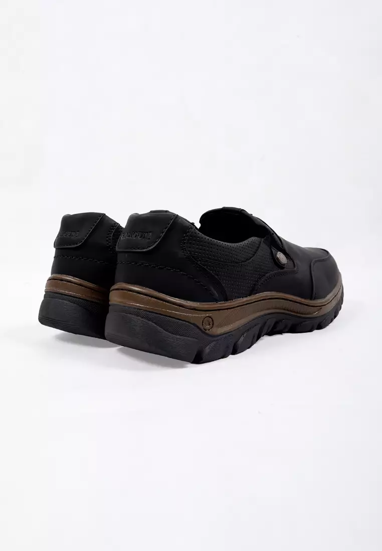 Watchout Sepatu Pria Semi Boots - WV310010301