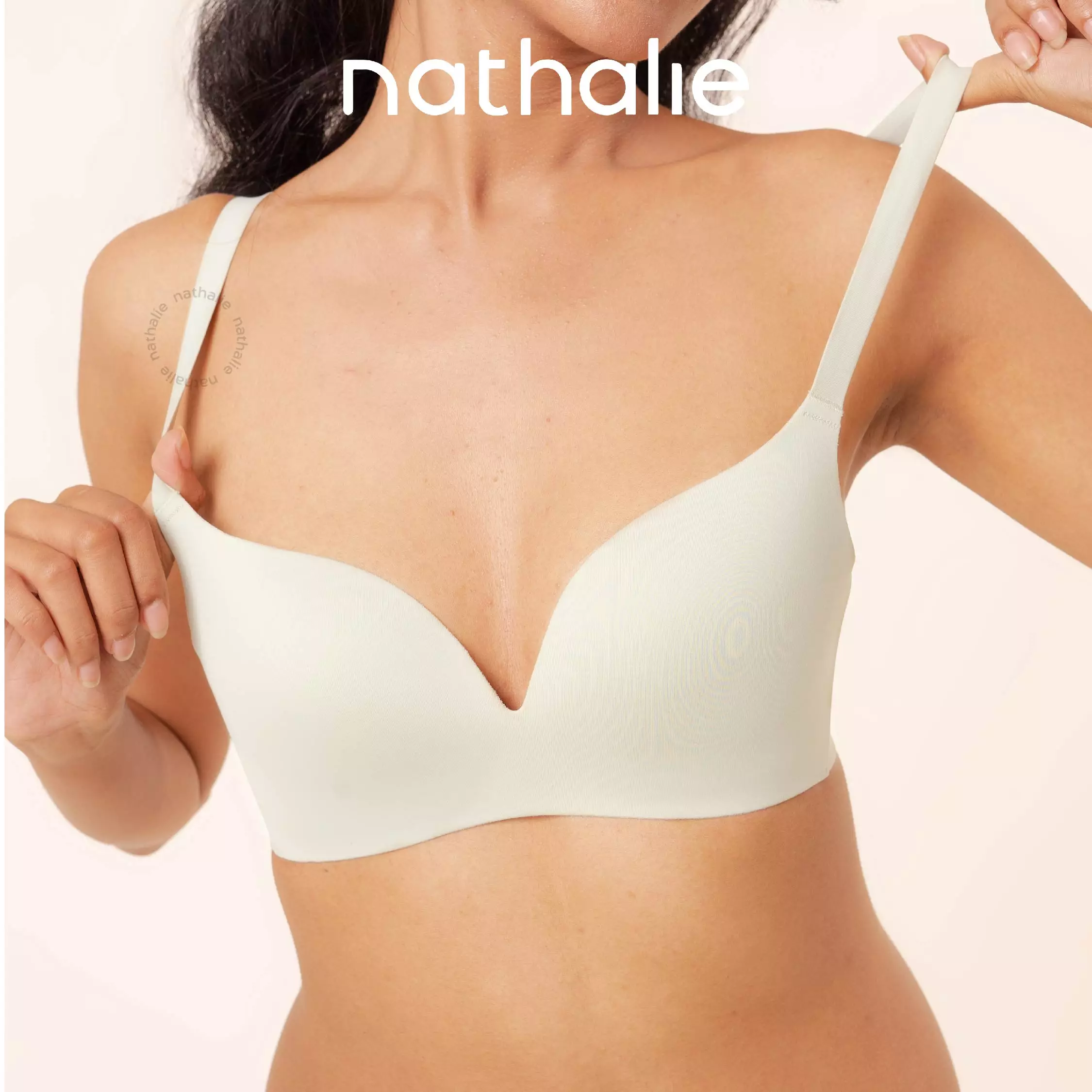 Nathalie Ultra Thin Cup Bra NTB 3530 - Hijau Muda