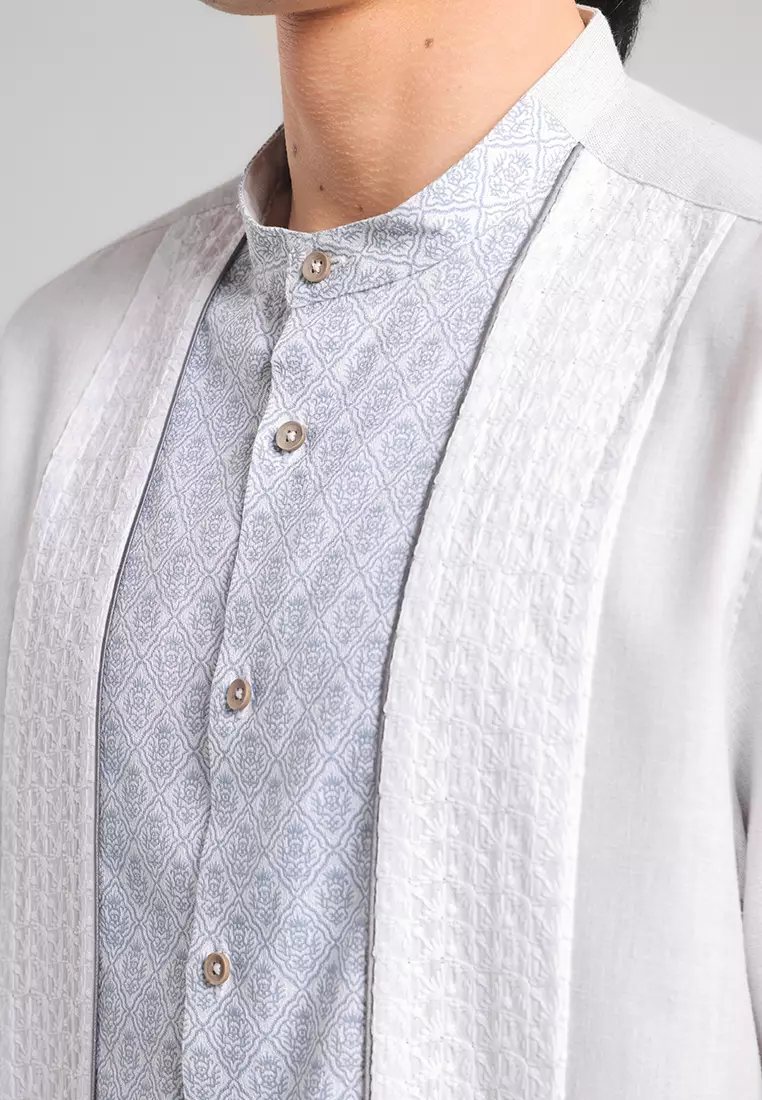 MANZONE - Kemeja Koko lengan Pendek Pria Feyzi Comfort Fit - Grey Light Warna Grey Light