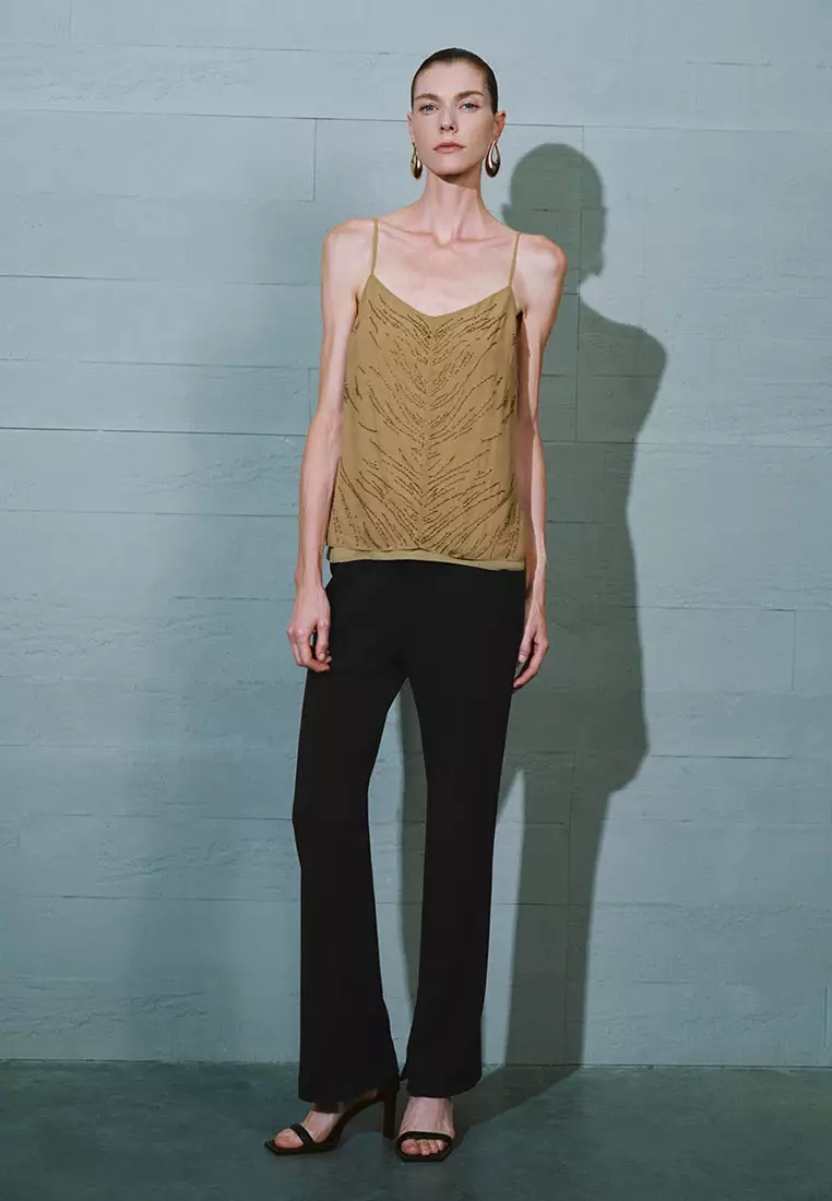 UR秋季新款女装时尚魅力氛围感水钻装饰吊带衫UWG240152