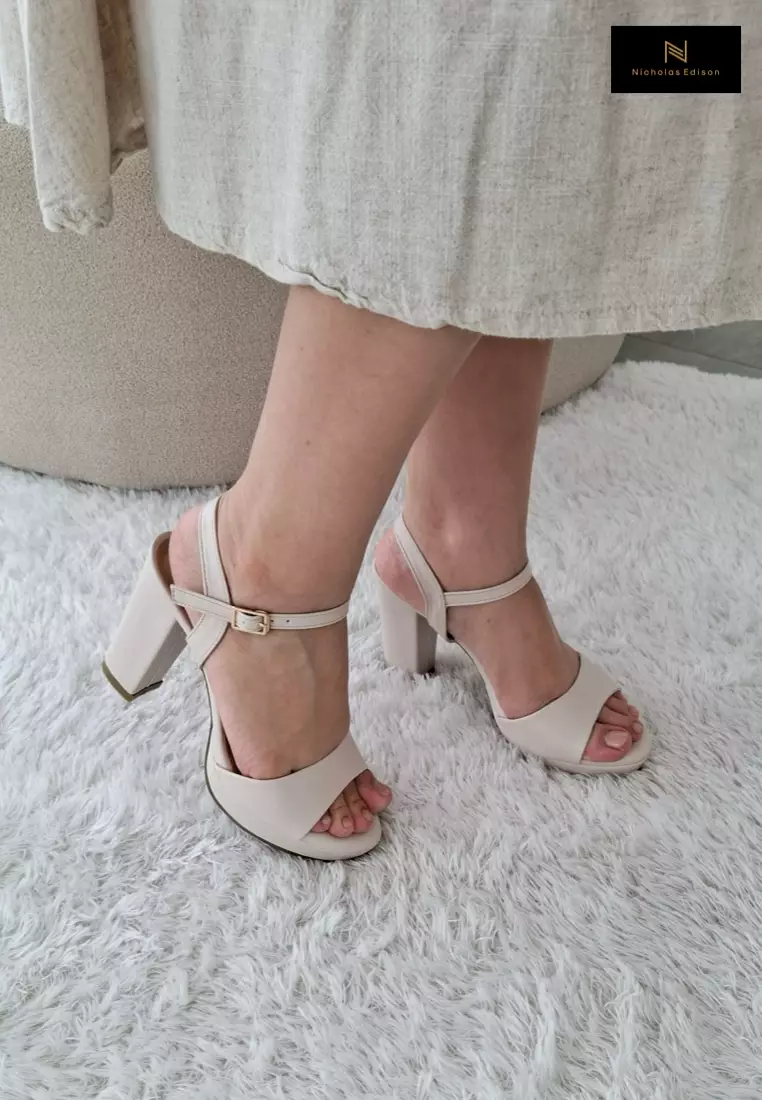 Nicholas Edison Heel Rani Cream