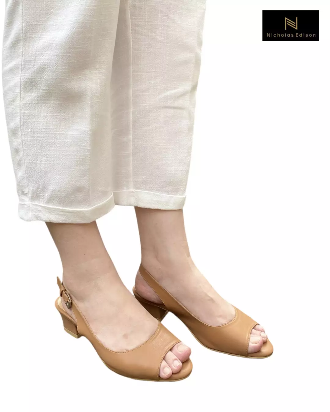 Heel Erica Tan