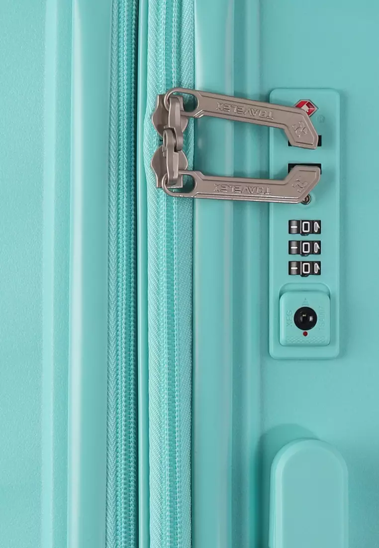 345 Hard Case Luggage Medium (22.5 inches)