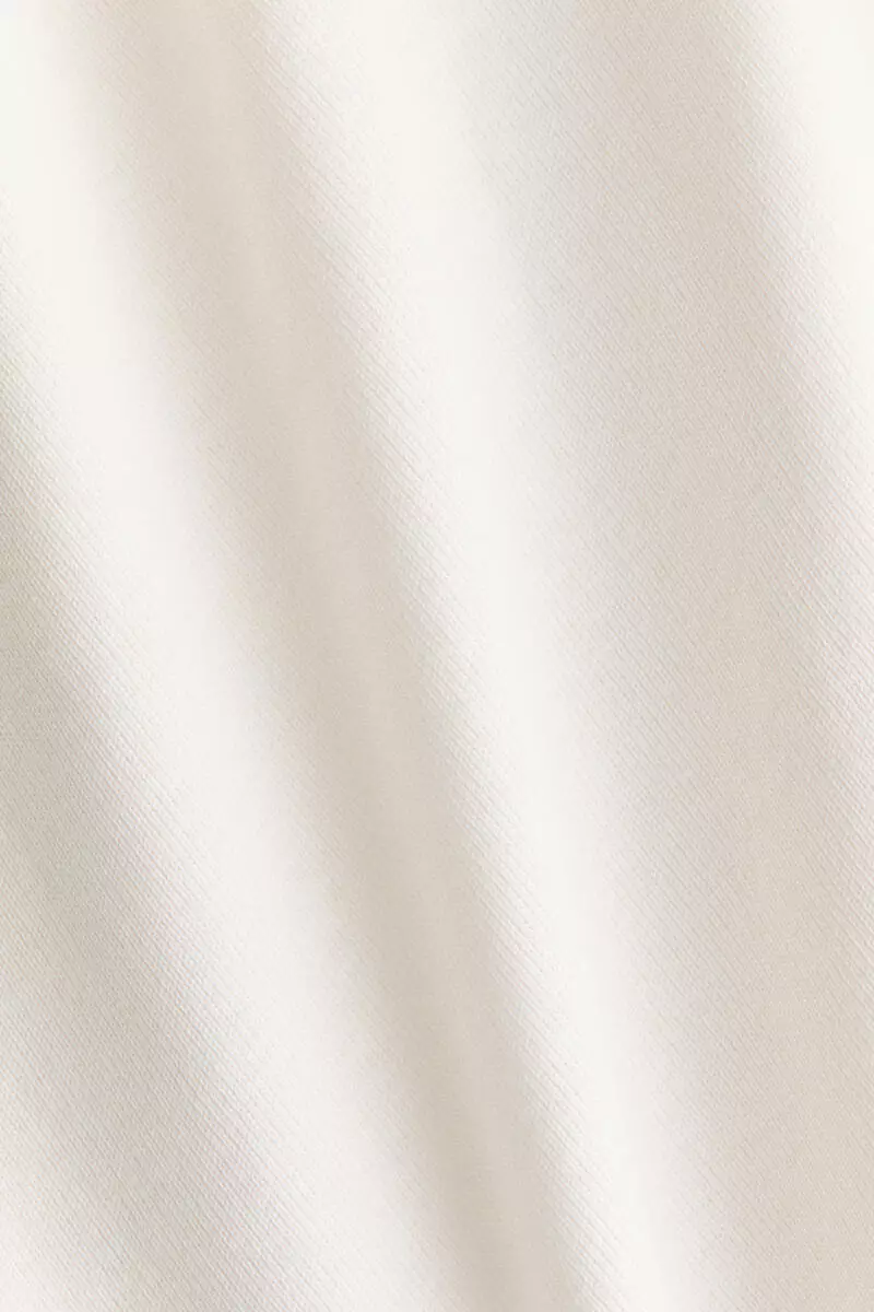 Ribbed V-neck top