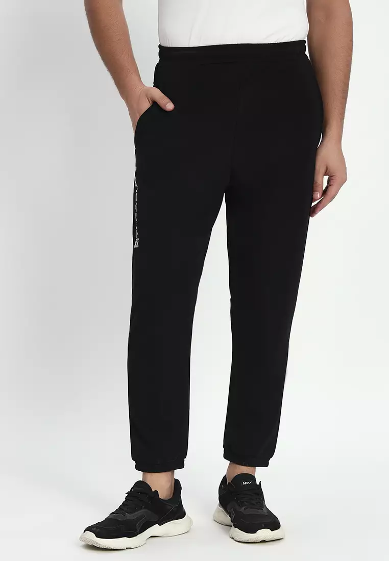Men's Graphic Training/Gym Black Jogger Pants