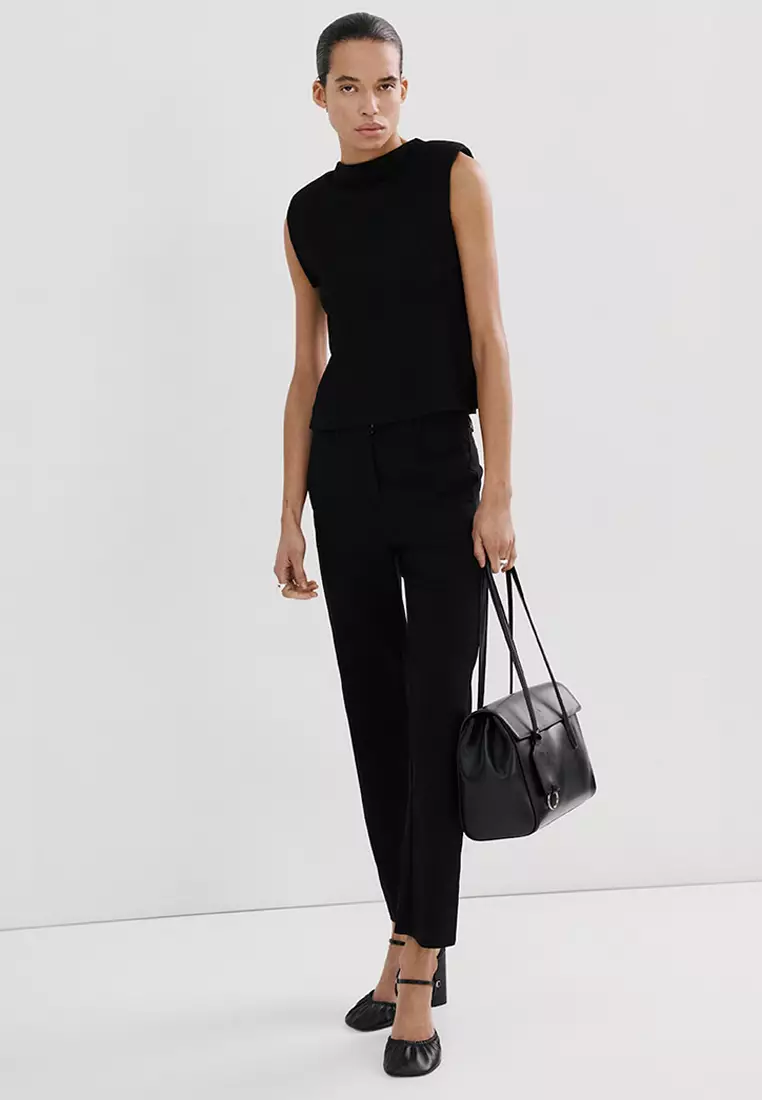 荷葉邊墊肩上衣