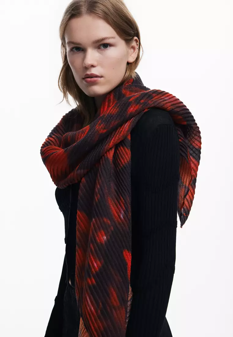 Rectangular floral scarf