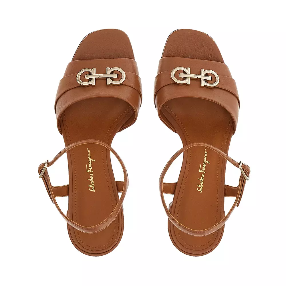 Harga sandal new arrivals salvatore ferragamo
