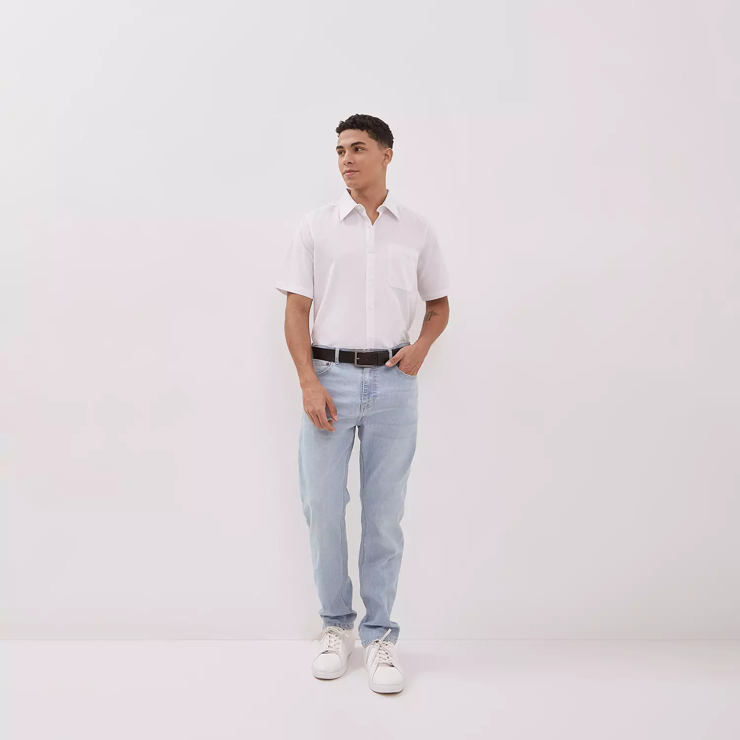 DUST Celana Straight Jeans Baril Medium Light Blue (DM.3106)