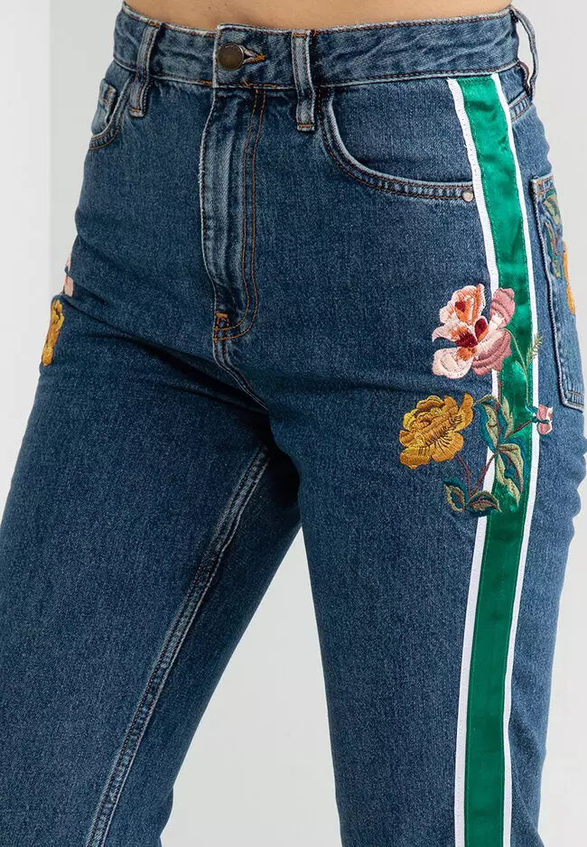 Straight Cropped Strip Jeans