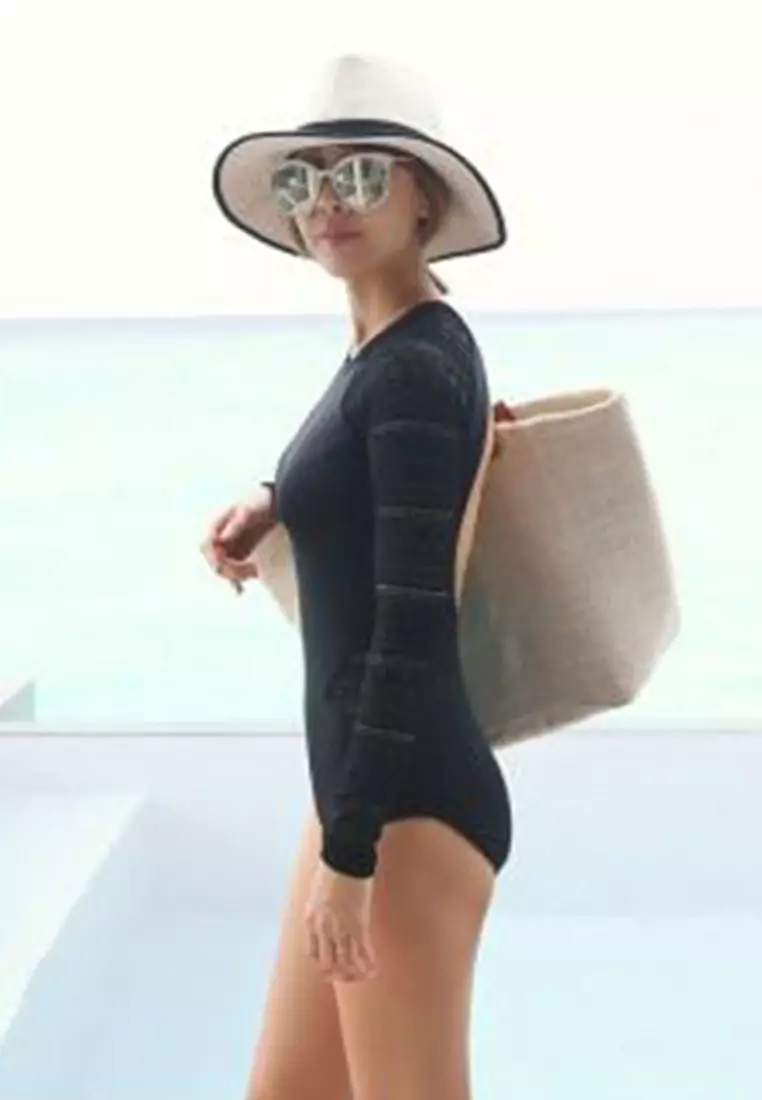 Lace Long-Sleeved Conservative One-Piece Swimsuit A21071414