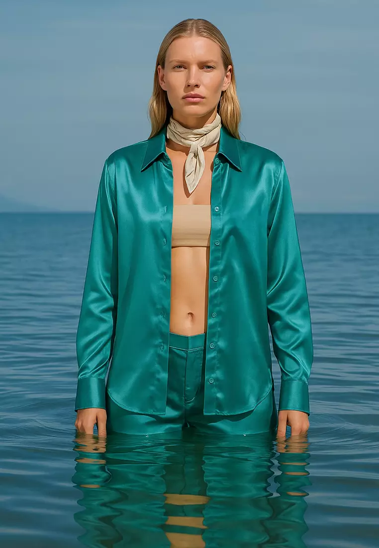Blus Kemeja Satin Lengan Panjang Aqua