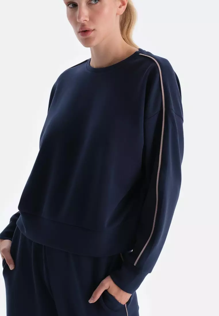 Navy Sweatshirt, Crew Neck, Oversize, Activewear for Women