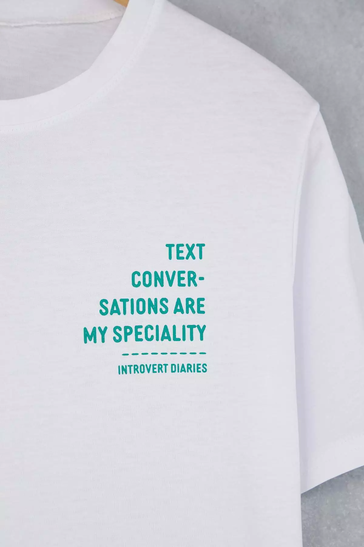 White Slim/Fit Minimal Text Printed Cotton T-Shirt Tmnss25Ts00183