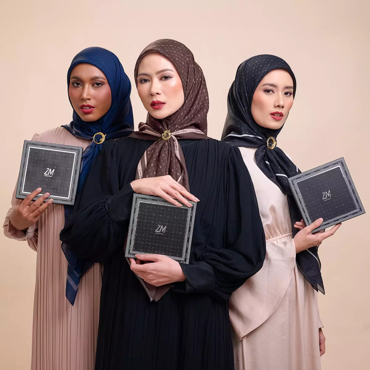 [FREE EXCLUSIVE BOX ] ZM Zaskia Mecca - Ukir Night Monogram Series Scarf Voal - Hijab Square Motif Kerudung Segi Empat