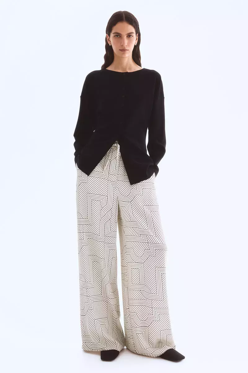 Wide trousers