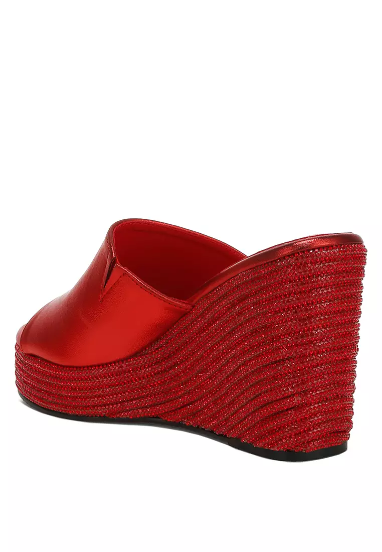Wedge Heel Peep Toe Sandals in Red