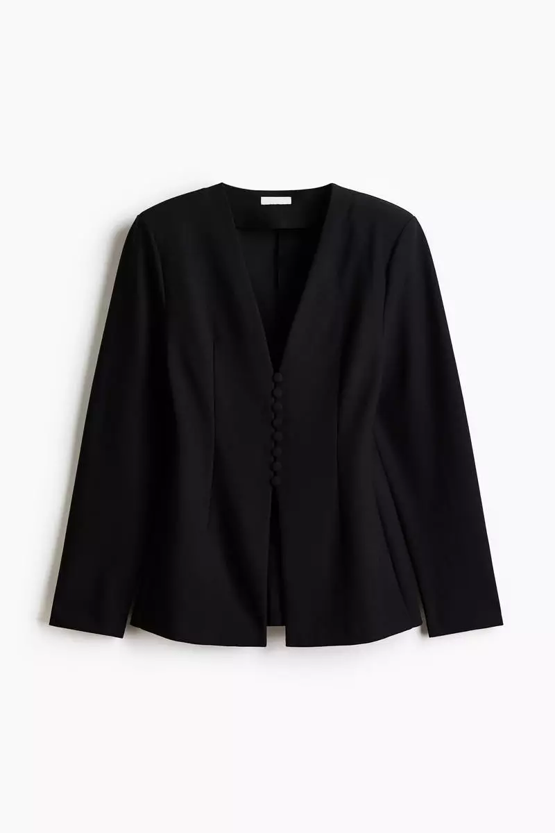 Collarless hourglass blazer