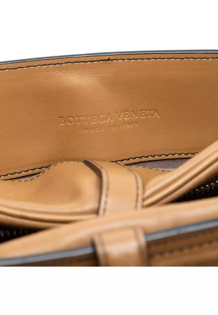 Pre-Loved Bottega Veneta Nappa Intrecciato Belt Flap Camera Bag